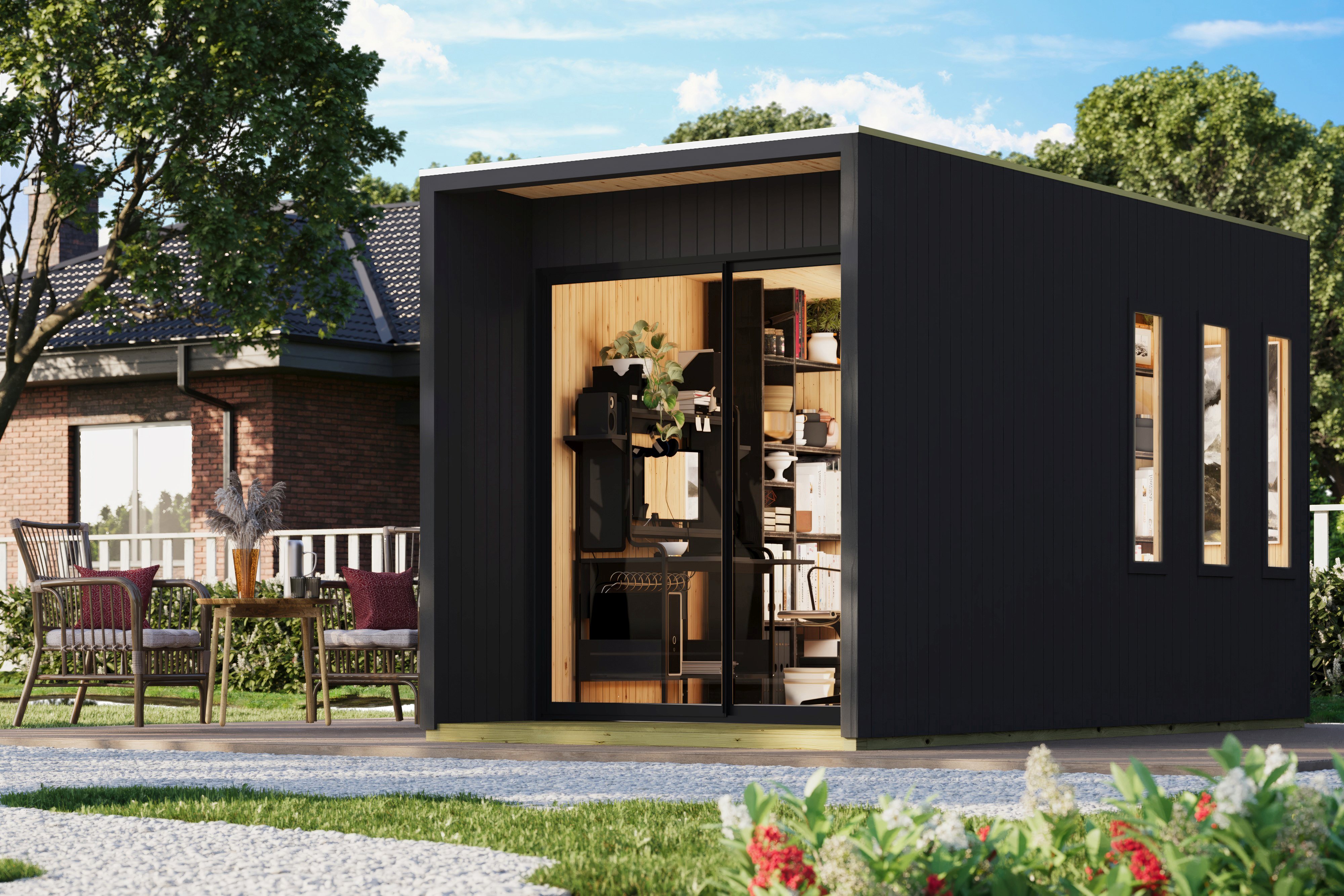 Karibu Saunahaus Homeofficehaus aus nordischer Fichte, im Garten aufgebaut