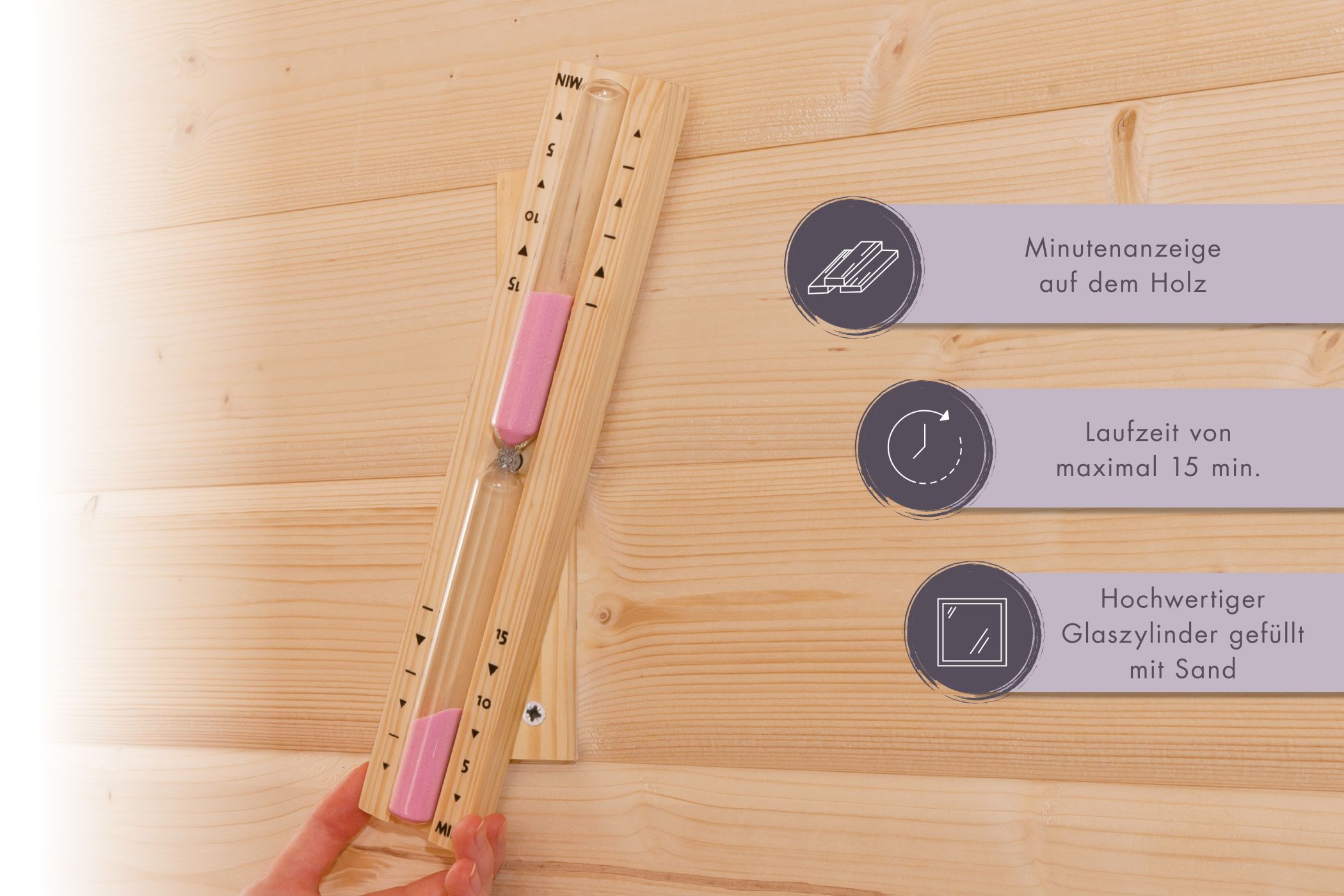 Karibu Sanduhr Classic aus Holz, im Garten aufgebaut